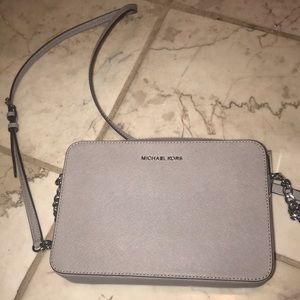 MICHAEL KORS JETSET TRAVEL LARGE CROSSBODY HANDBAG